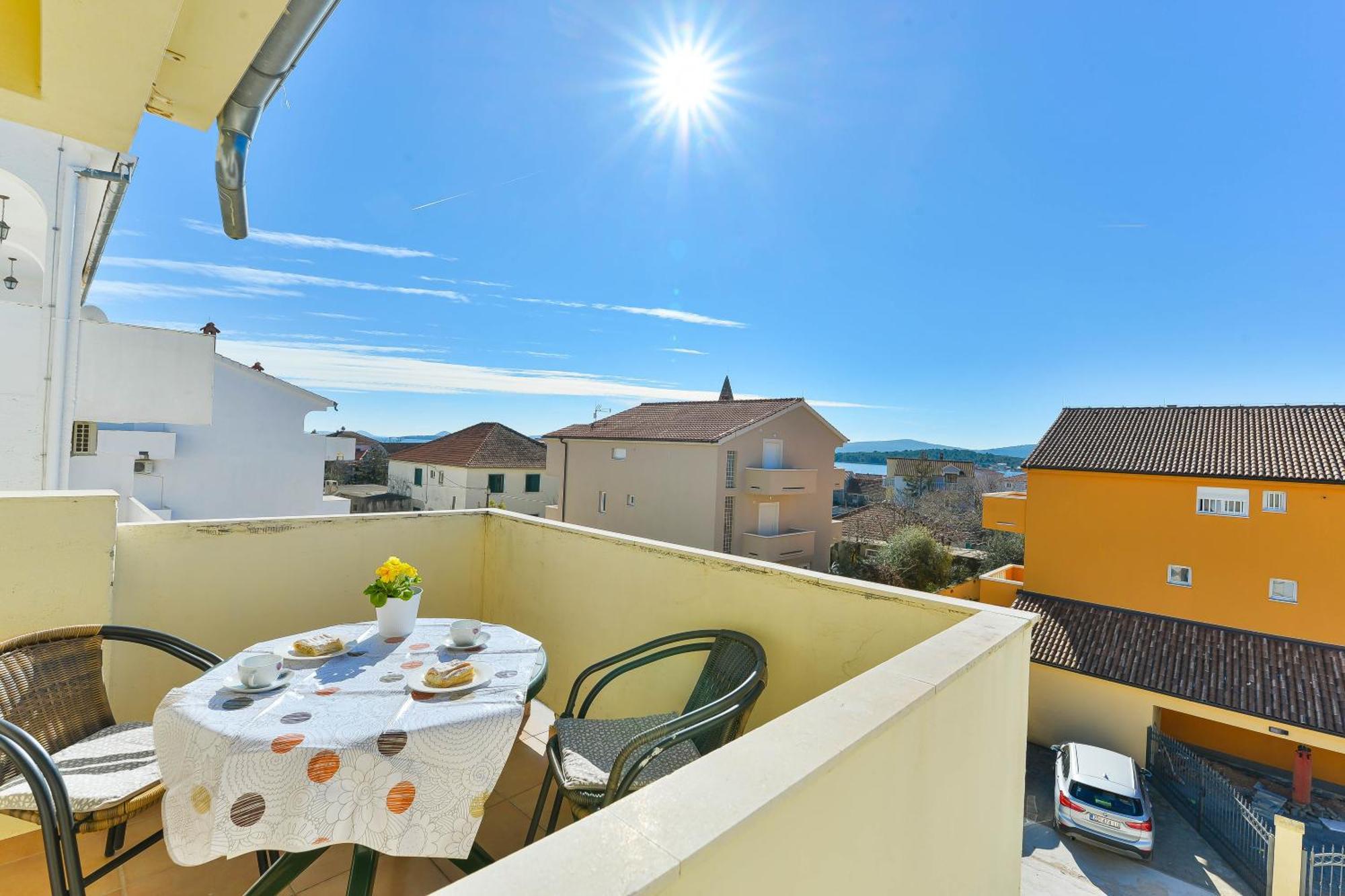 Apartments Lavanda Turanj Exterior foto