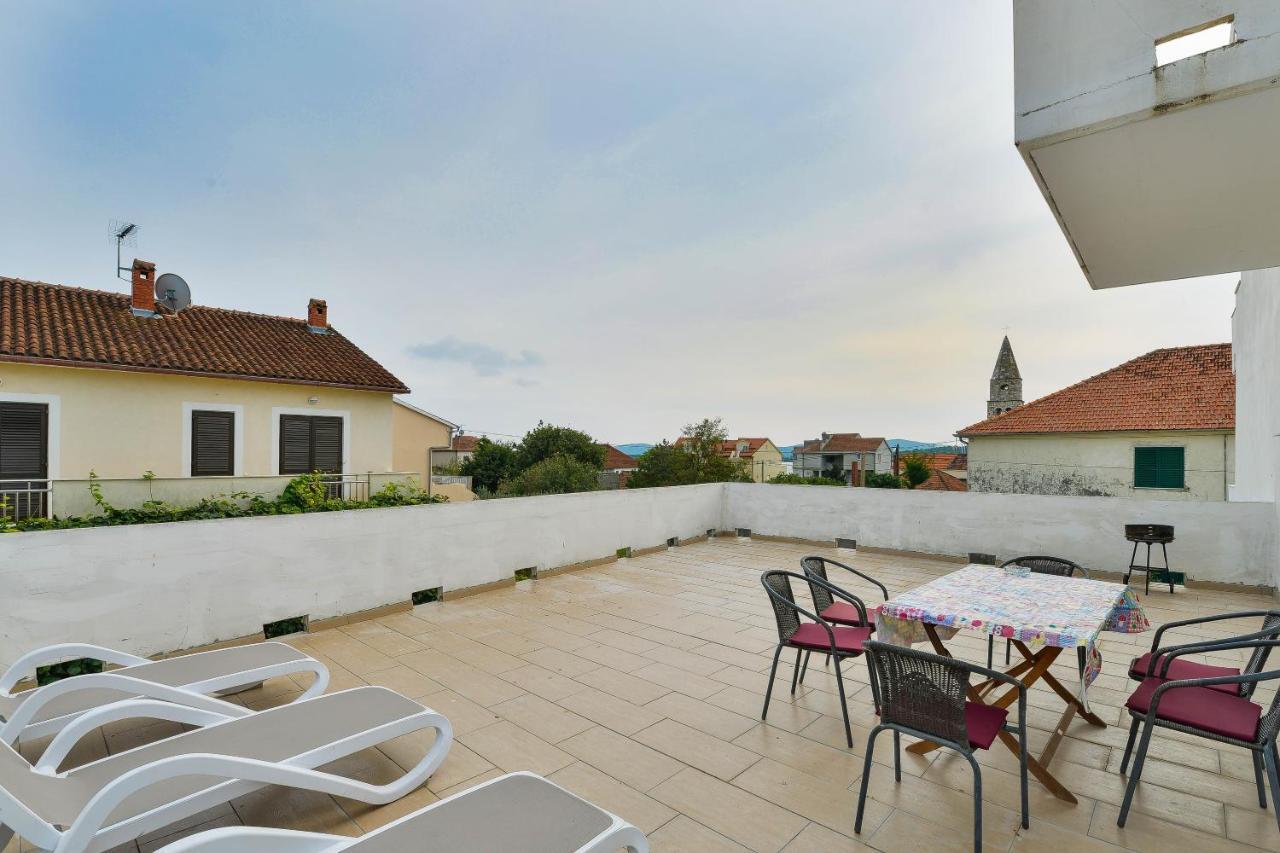 Apartments Lavanda Turanj Exterior foto